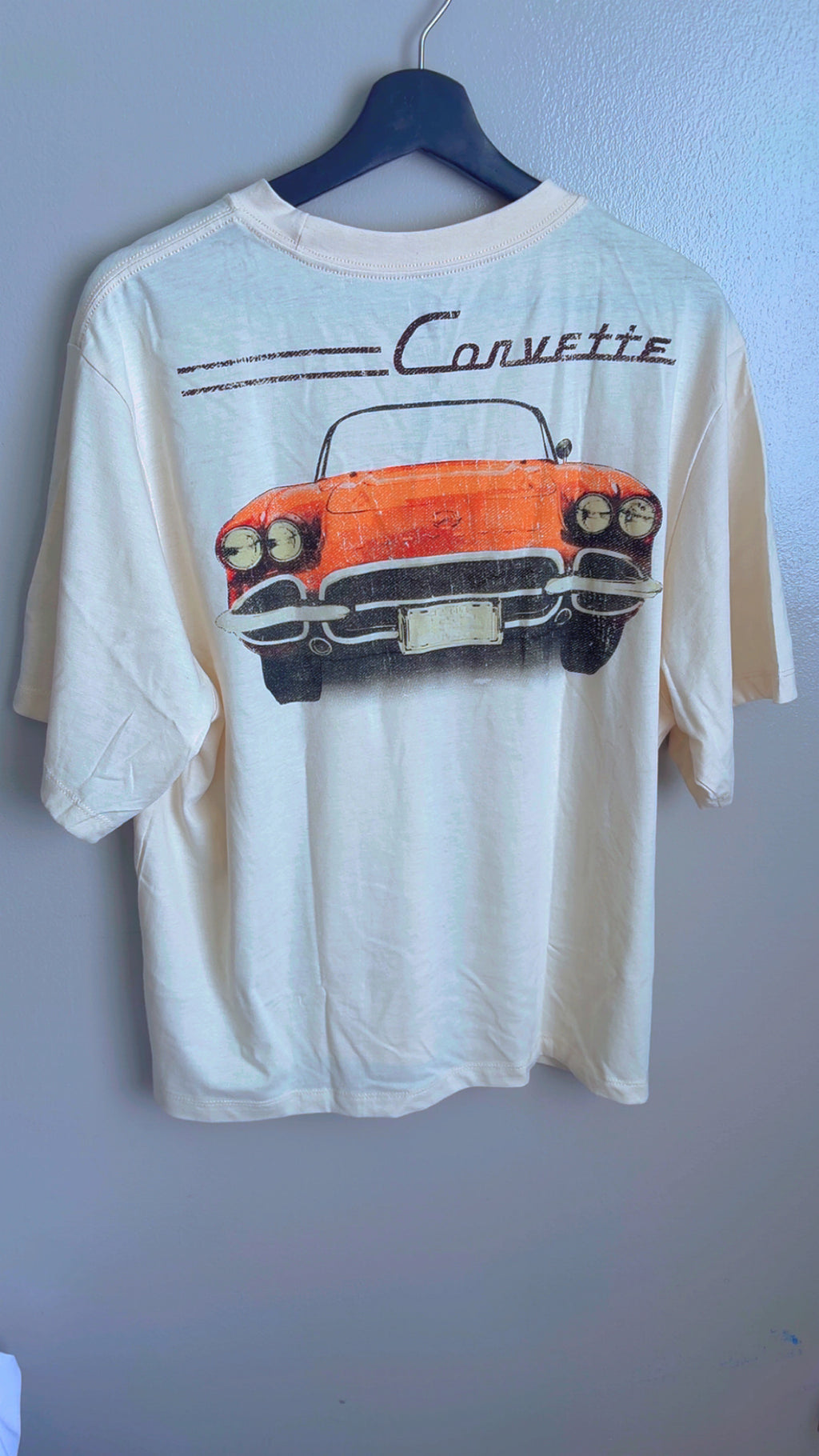 Corvette Classic Car Graphic T-Shirt – Light Gray